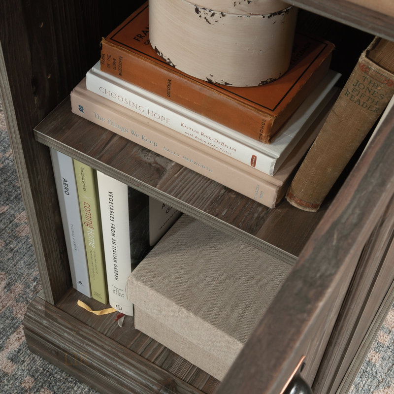 Bureau en L avec finition brune, peu encombrant pour le travail et les jeux, comprend un plateau à clavier coulissant et un tiroir classeur.