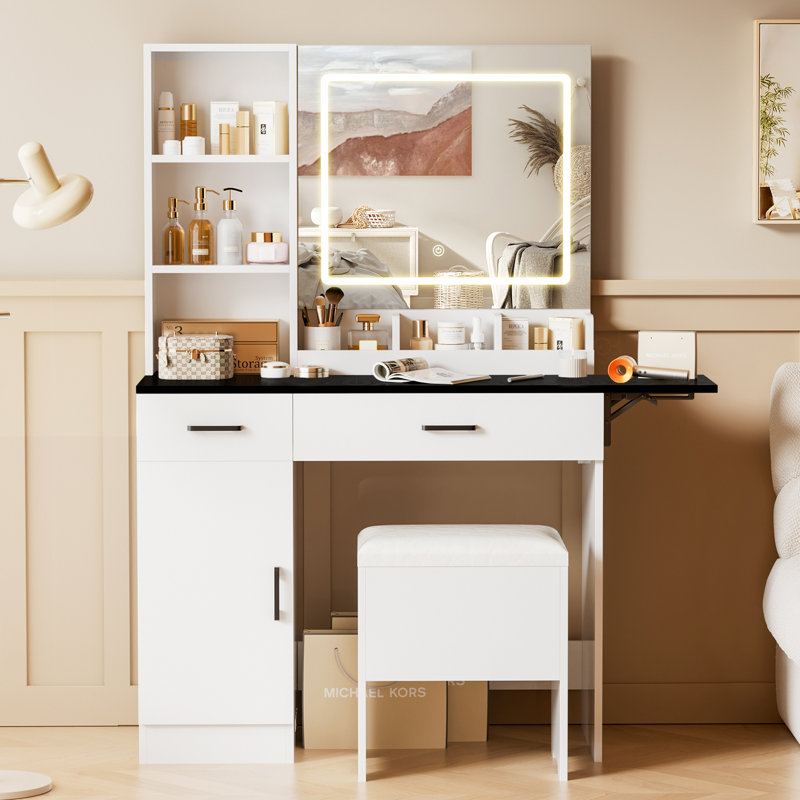 Coiffeuse avec miroir et lumières