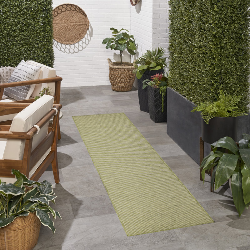Tapis terre cuite intérieur / extérieur Lillehammer, Tapis de couloir 2 pi 2 po x 8 pi, Vert mousse