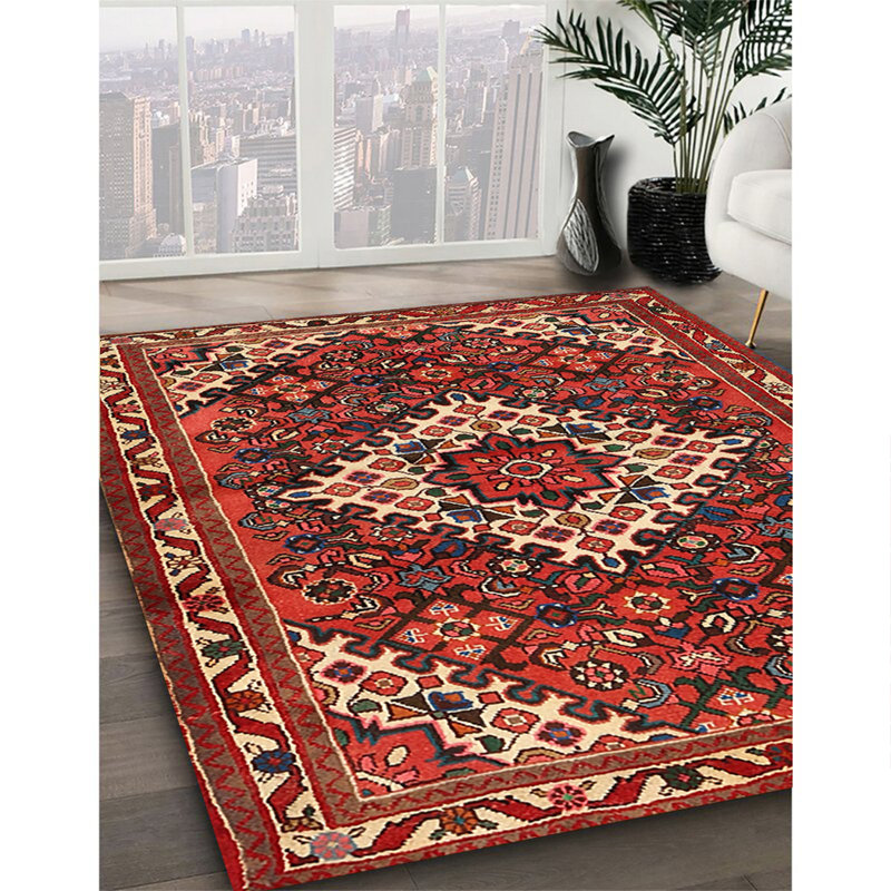 Tapis oriental oriental / noir / crème, Rectangle 7 pi x 10 pi