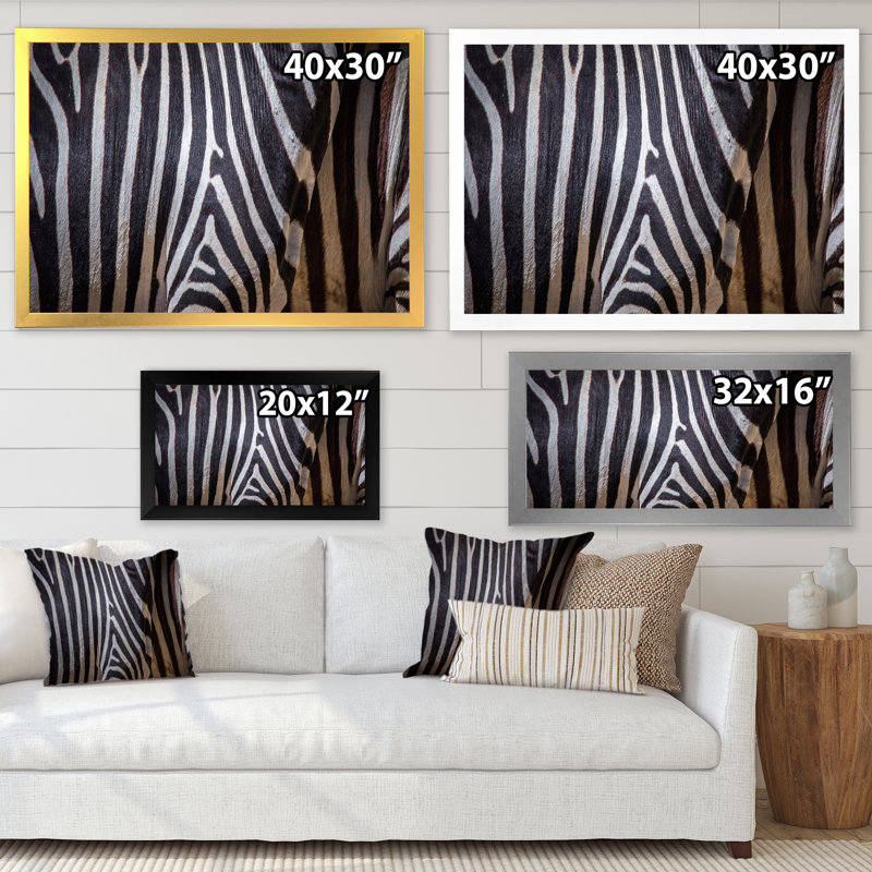 Structure noire et blanche de peau de zèbre - reproduction sur toile, H 34 po x l 44 po x P 1,5 po, Cadre photo blanc