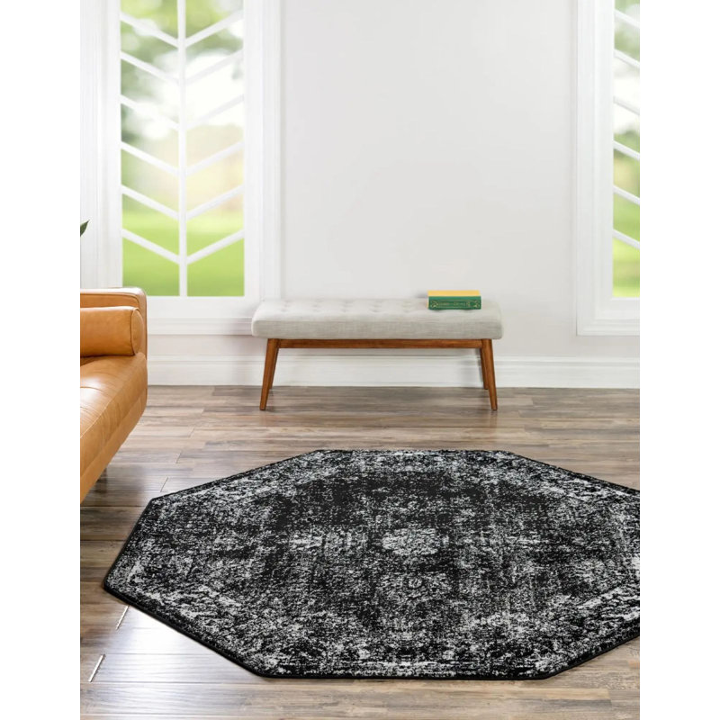 Anneliesse Oriental Indoor Rug, Octagon 6'1" x 6'1"