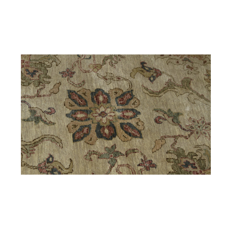 Wool Oriental Area Rug in Sand