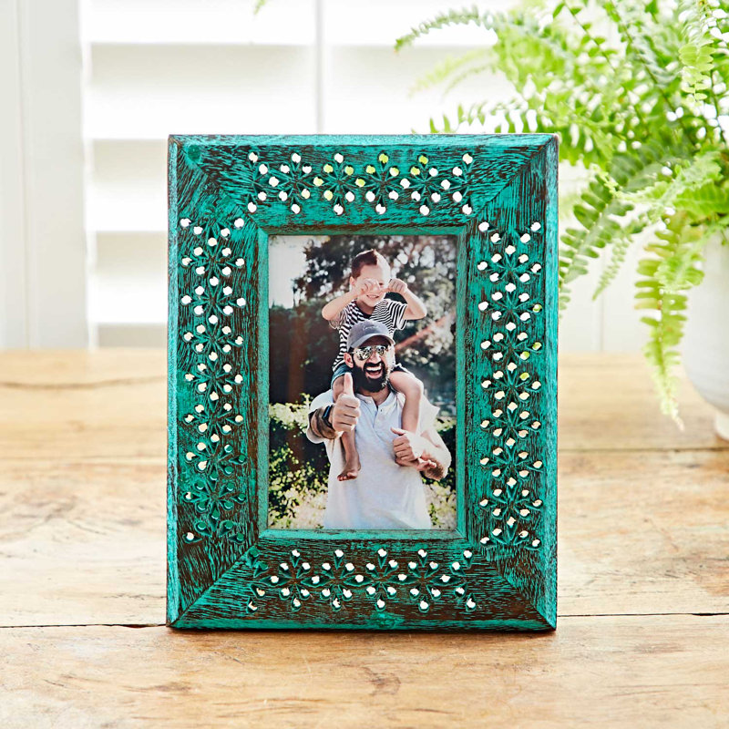 6″ x 4″ Hara Green Distressed Mango Wood Photo Frame, 10.16cm x 15.24cm