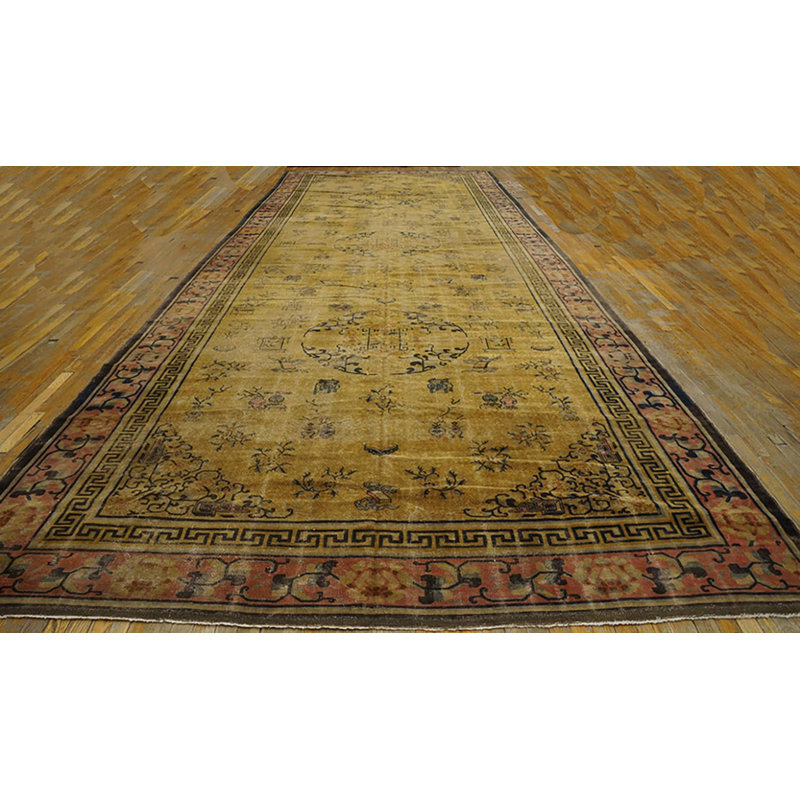 Tapis noué surdimensionné antique jaune clair délavé