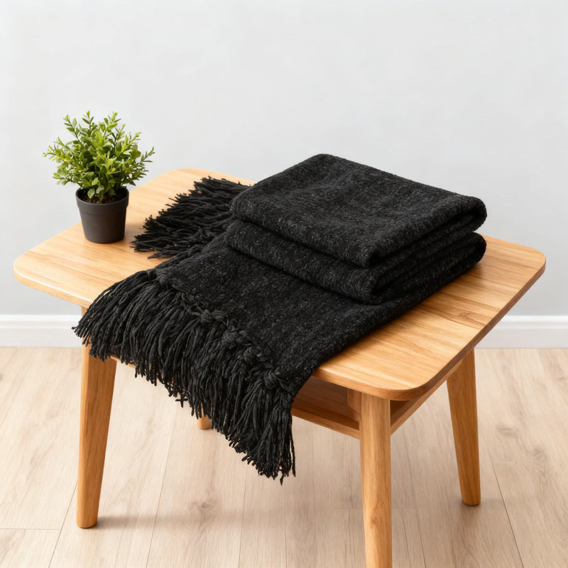 Jeté en chenille douce avec franges élégantes pour canapé, canapé et lit, décoration à la fois légère et chaleureuse, Noir