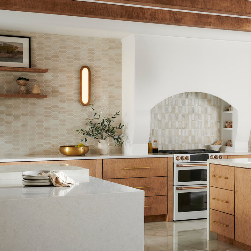 Emme 22-in Integrated LED Elliptical Plug-In Bath Vanity w/ Etched Opal Glass