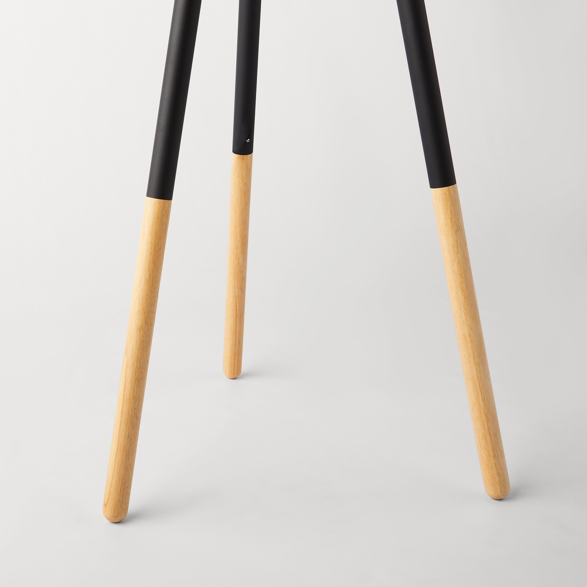 Skyler Tripod Floor Lamp - Thumbnail 3