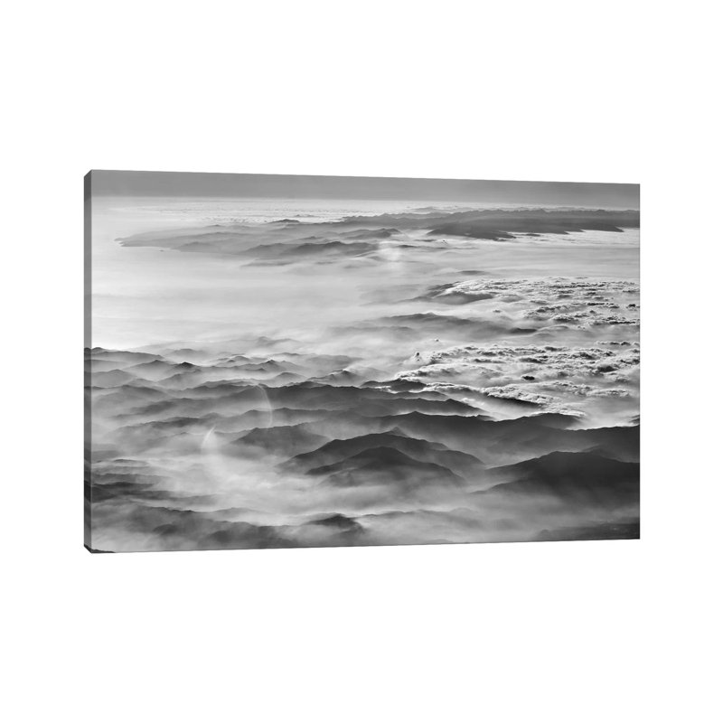 « Mountains II » par Ben Heine-impression d’art graphique, Toile tendue, Pas de tapis, H 18 po x l 26 po x P 1,5 po