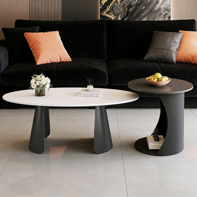 Ensemble de tables basses ovales pour petit appartement