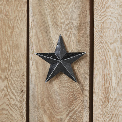  Festive Metal Star Wall Decor