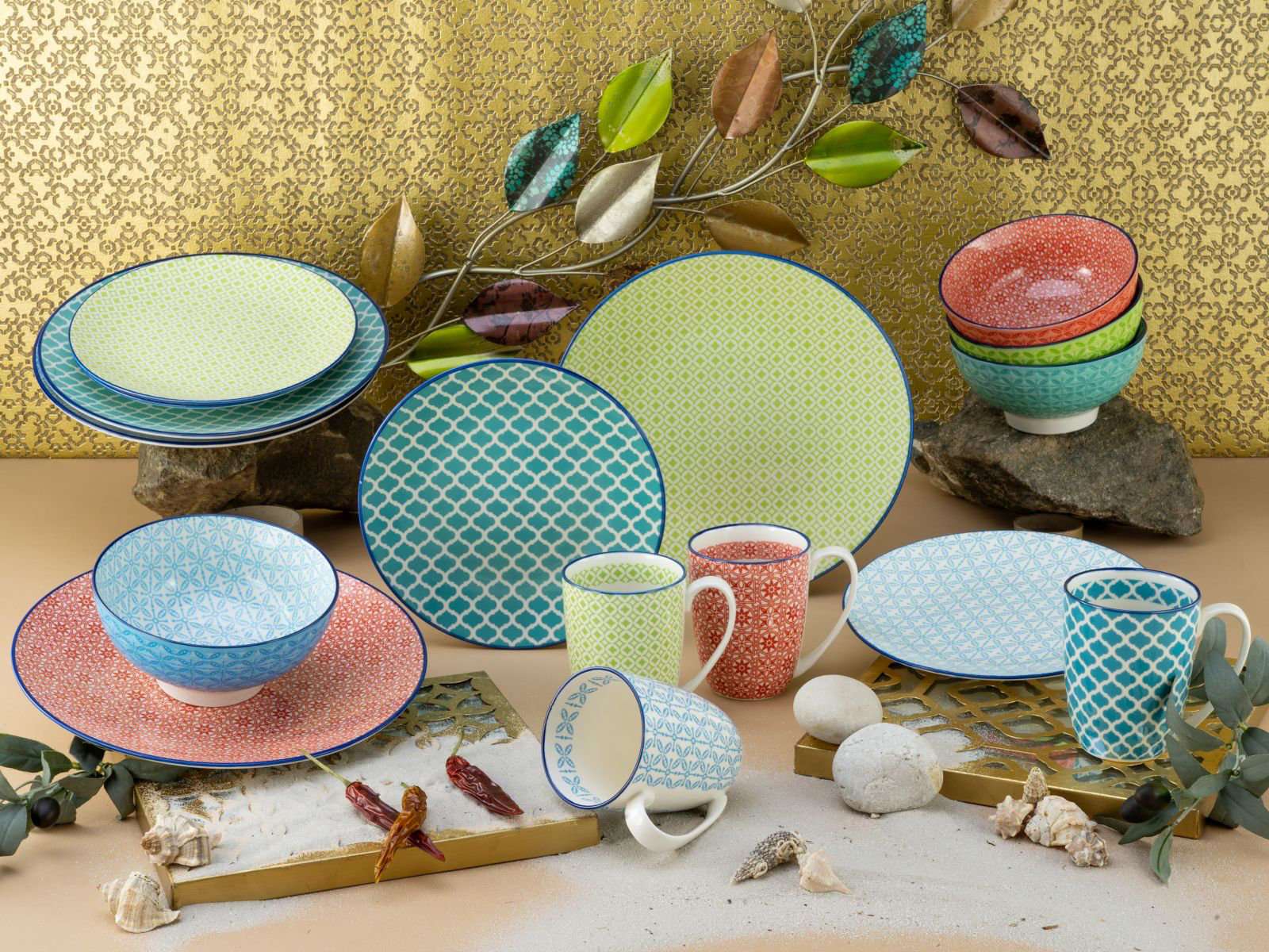 Creatable Mediterran 16 Piece Dinnerware Set, Service for