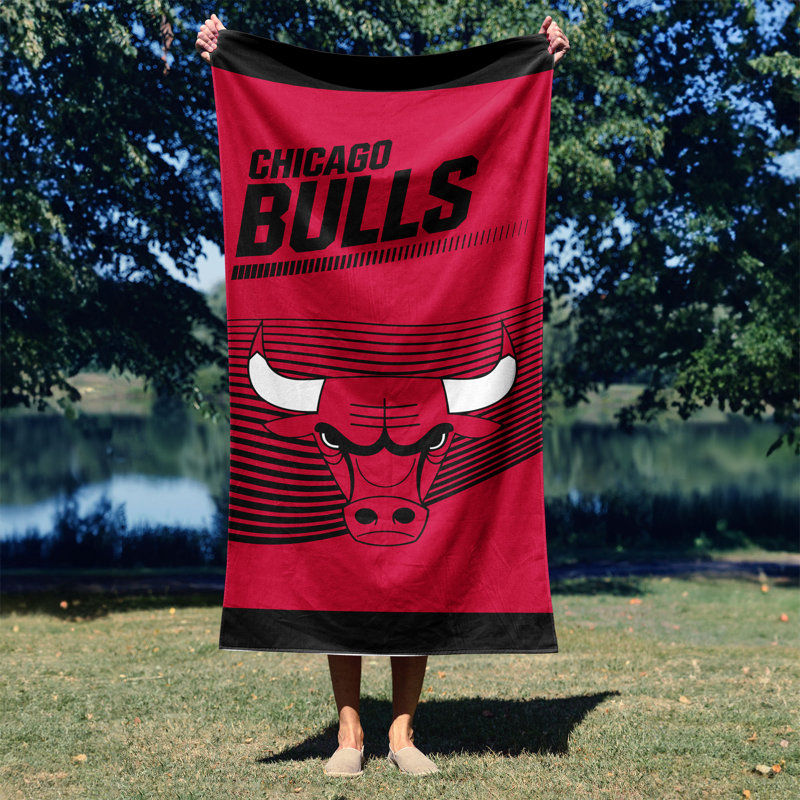 NBA Chicago Bulls 30" X 60" Beach Towel