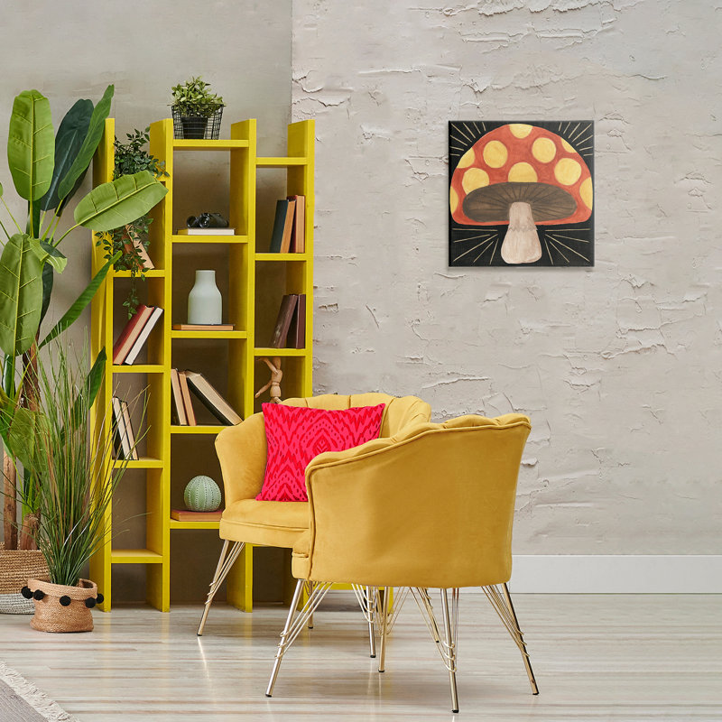 «Spooky Chic Mushroom Canvas» par Veronique Charron, H 17 po x l 17 po
