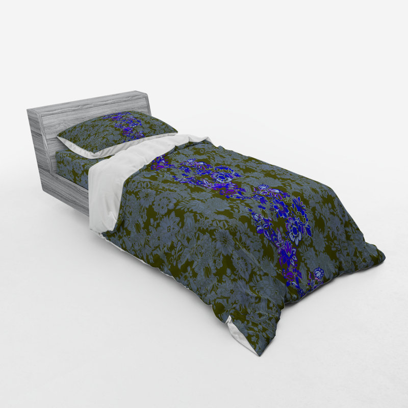 Traditional Polyester Floral Duvet Cover, Twin XL Duvet Cover + 2 Additional Pieces