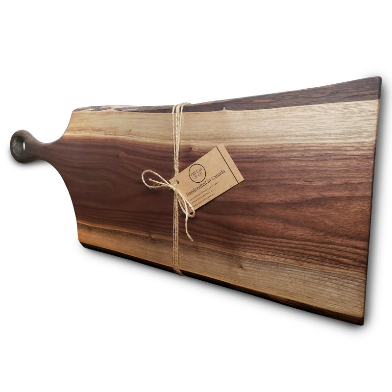 Planche à pain et plateau de service en bois de noyer Off Cut & Co.