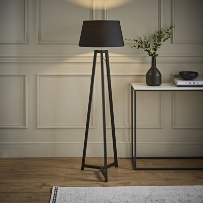 Cylah 148 H cm Matte Traditional Floor Lamp
