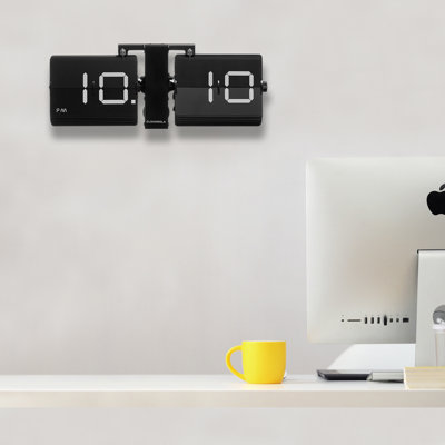 Horloge murale rabattable
