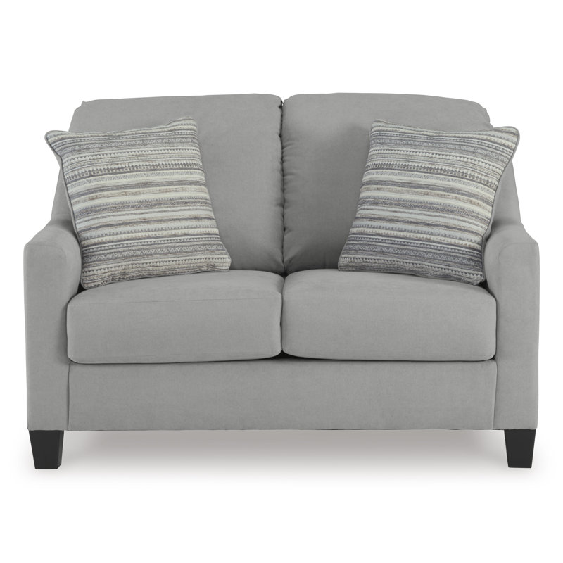 Kaylnn Loveseat
