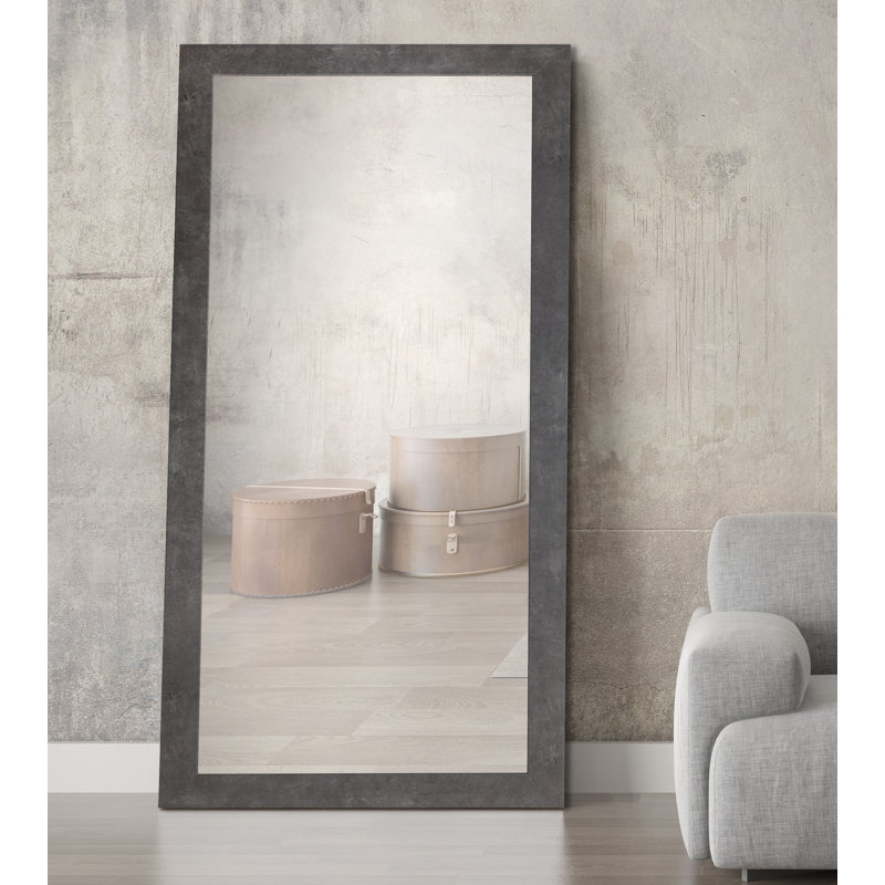 Miroir pleine grandeur en béton Alacazar, 70,5 po x 31,5 po