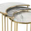 Ensemble de 3 tables d'appoint avec pieds en marbre blanc veiné gris avec pieds en métal doré
