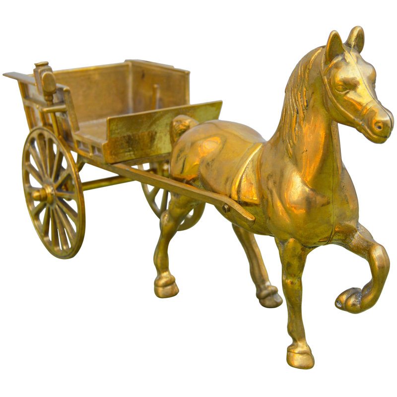 Figurines & Sculptures