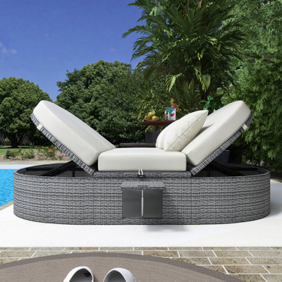 55.3" Rattan Wicker Outdoor Patio Daybed