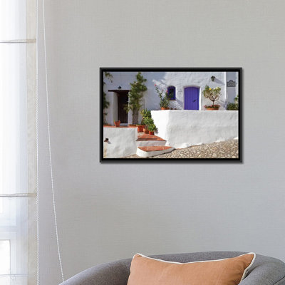 Modern & Contemporary