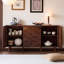 Buffet en bois massif au design créatif-129991051