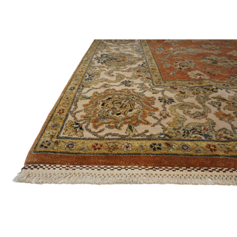 Sovereign Hand Knotted Wool Area Rug in Pink, Rectangle 6' x 9'