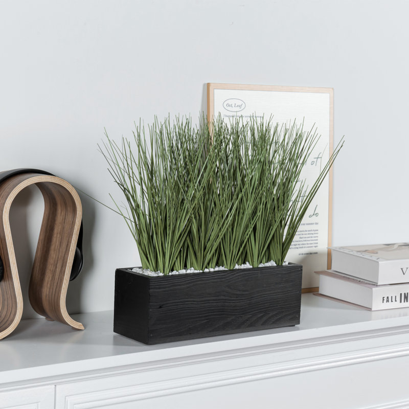 Plantes artificielles artificielles dans une boîte à fleurs en bois, Noir, H 13,77 po x l 11,85 po x P 3,97 po