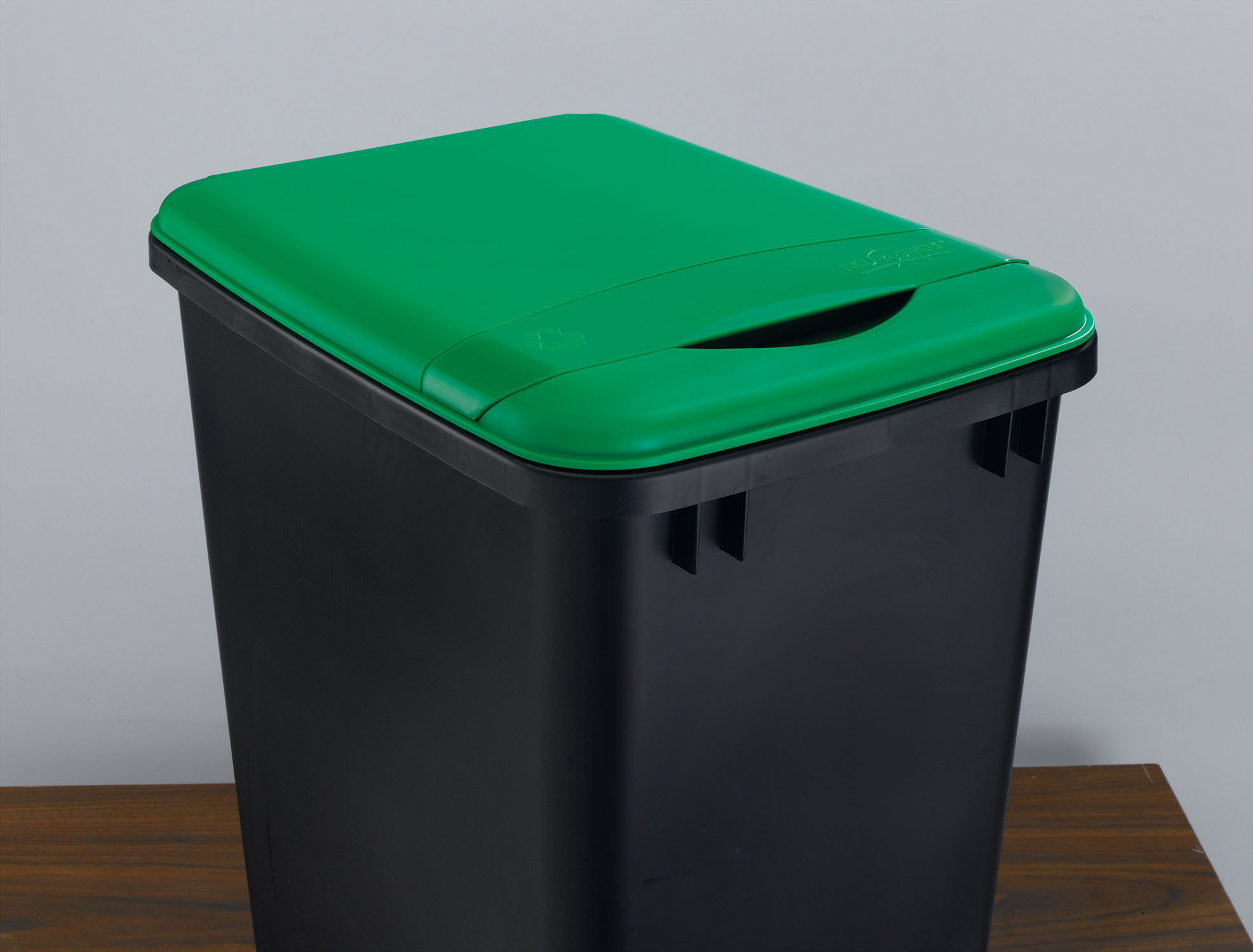 Hardware Resources Replacement Waste Container, 35qt., Black