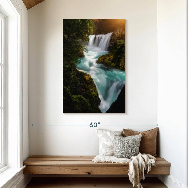 Kerrick Spirit Falls à Washington, H 45 po x l 30 po