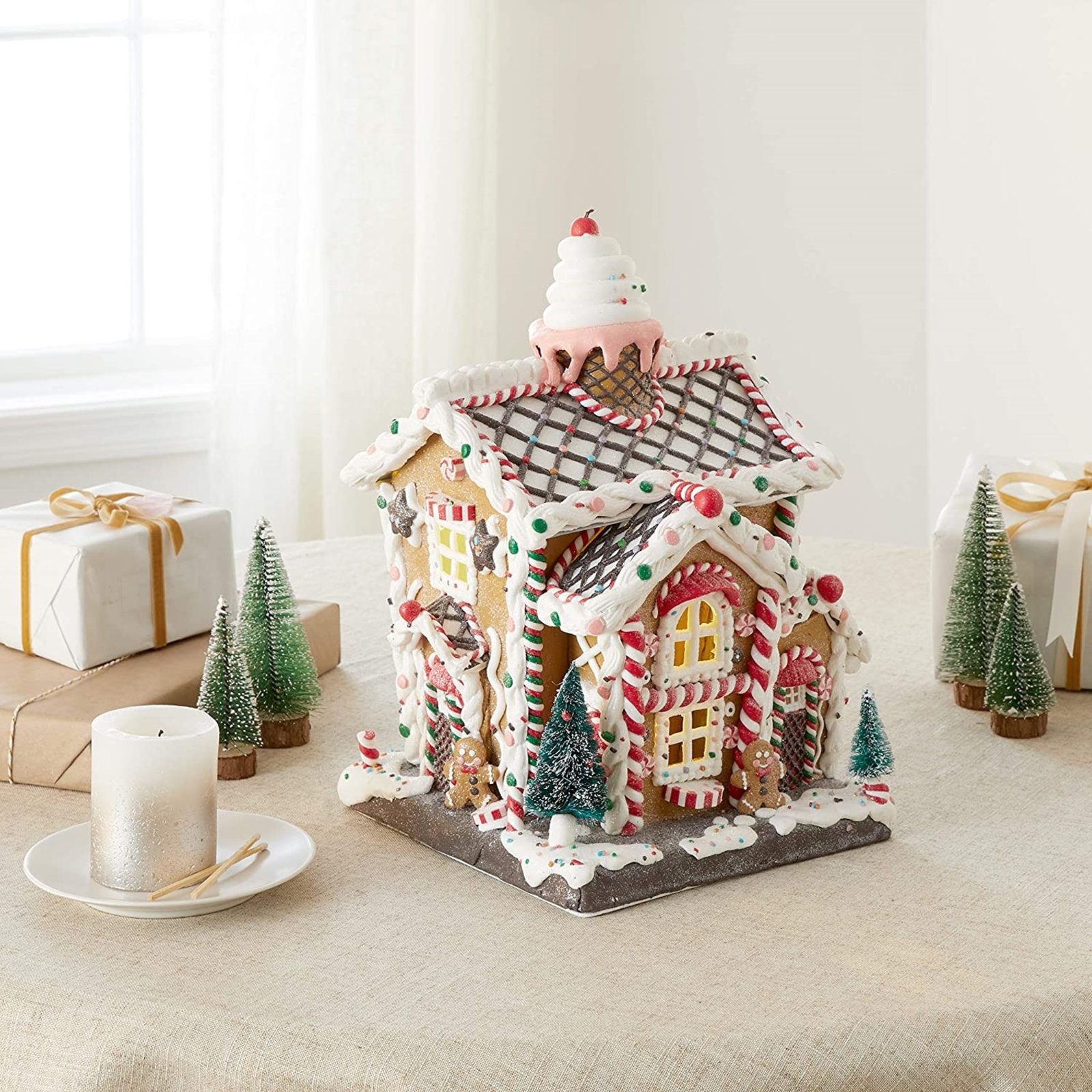 Lighted Gingerbread House Decor