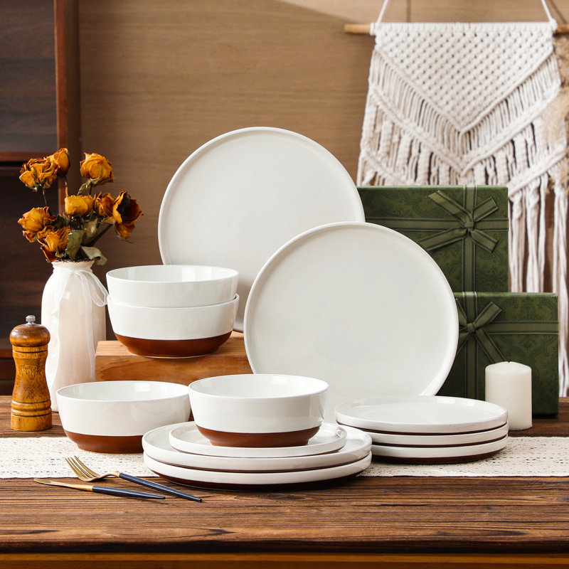 Service de table 12 pièces Organic Modern pour 4 personnes, glacis blanc avec base en kaki exposée