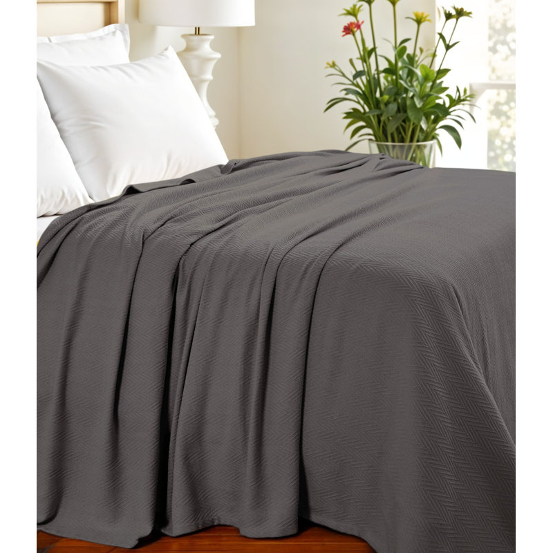 King Charcoal Cotton Woven Chevron Blanket