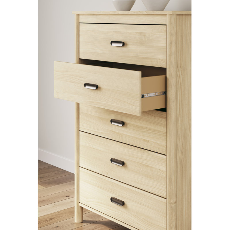 Kaceion 32.28'' W 5 - Drawer Dresser