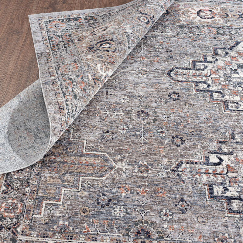 3 Oriental Area Rug in Gray, Rectangle 5'6" x 8'6"