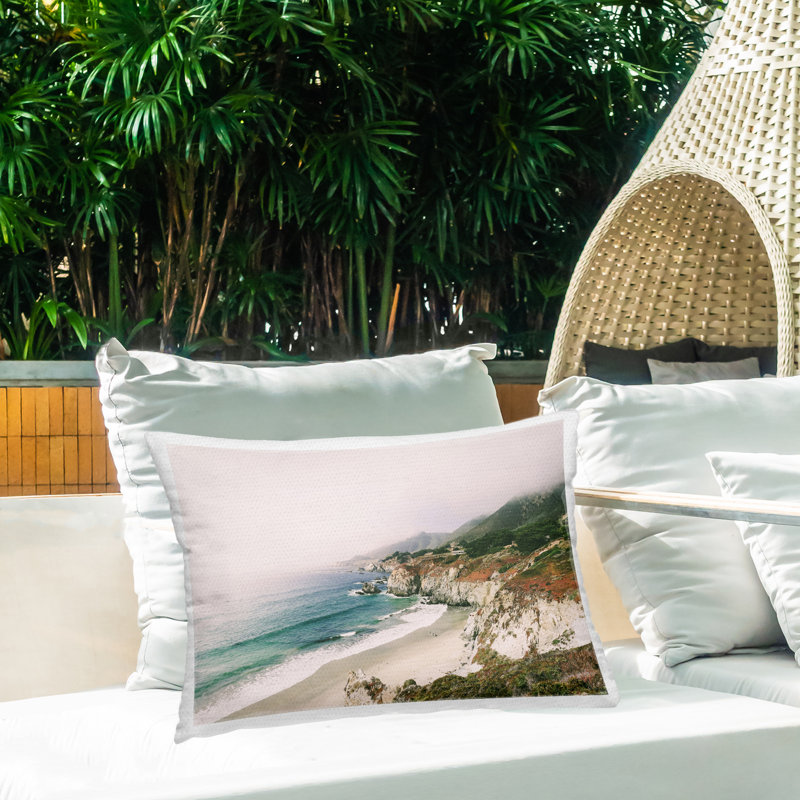 Coussin d'extérieur imprimé Big Sur Coast View par Sissi et Seb