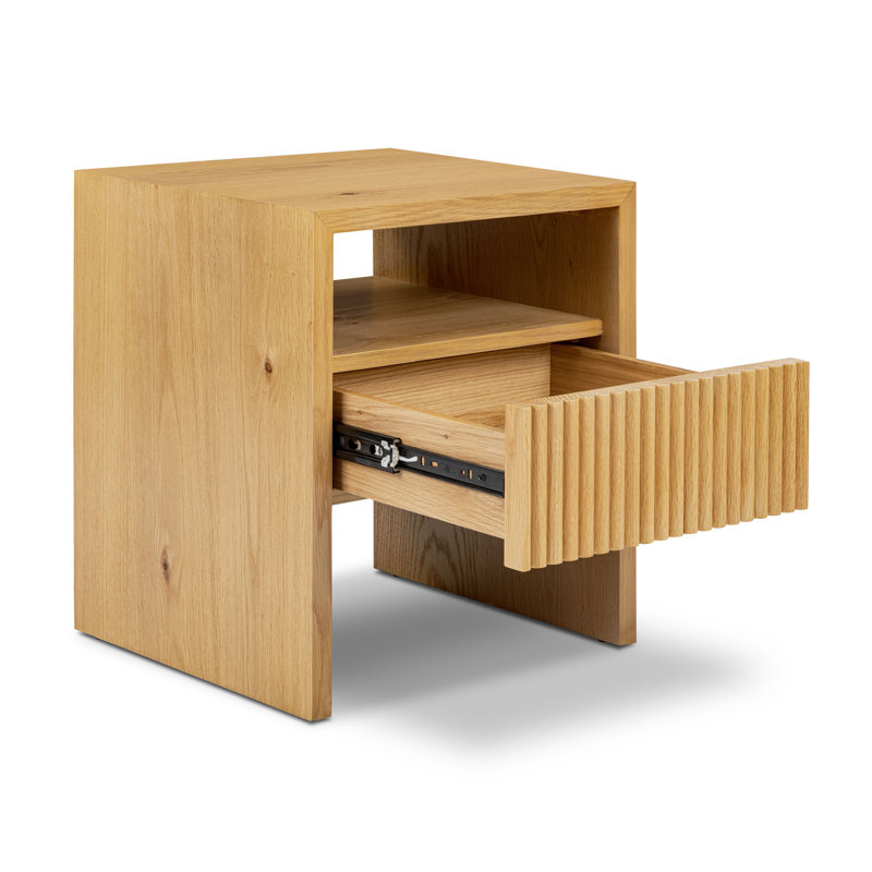 Leeds Oak Nightstand With Ribbed Design Drawer, Tan
