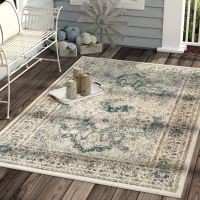 Chiles Oriental Indoor Rug