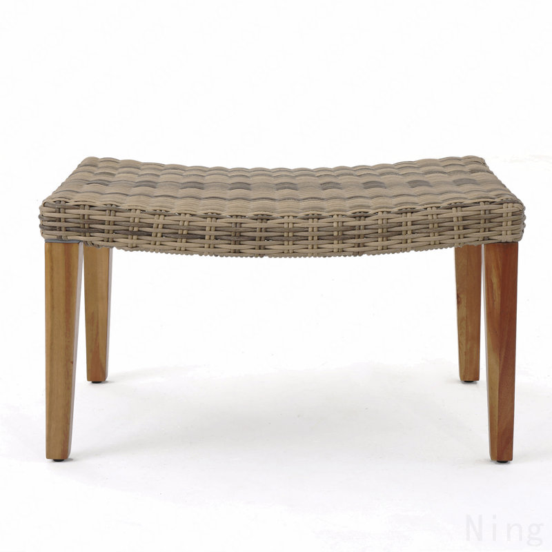 Repose-pieds en bois et osier