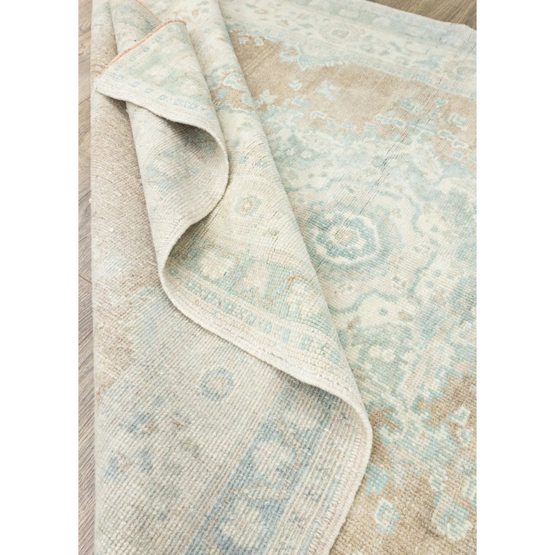 Vintage One-of-a-Kind 4'5" X 7'4" 1990s Wool Area Rug Cream
