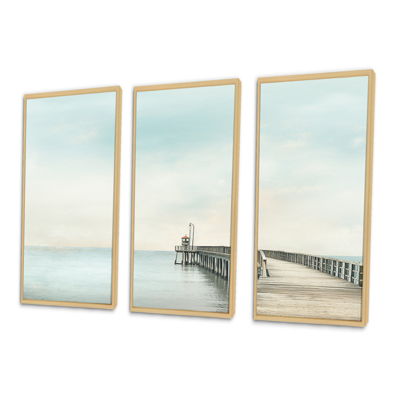 Ensemble d'art mural Radcliff - Coastal Pier, H 28 po x l 36 po x P 1 po, Cadre naturel flottant