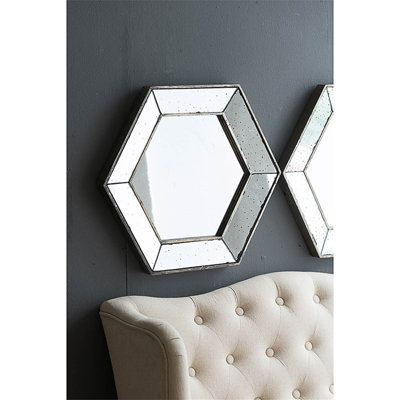 Miroir mural 21 po x 18 po Hexagon