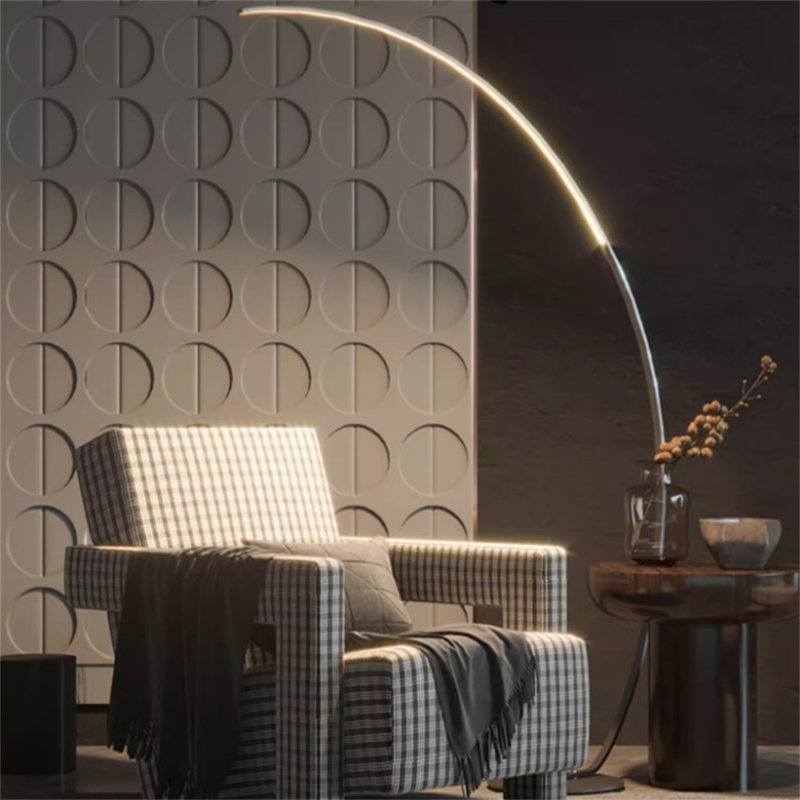 Lampe sur pied arquée