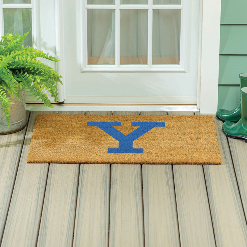 Grand tapis couleur coco Yale University, 36 po x 24 po