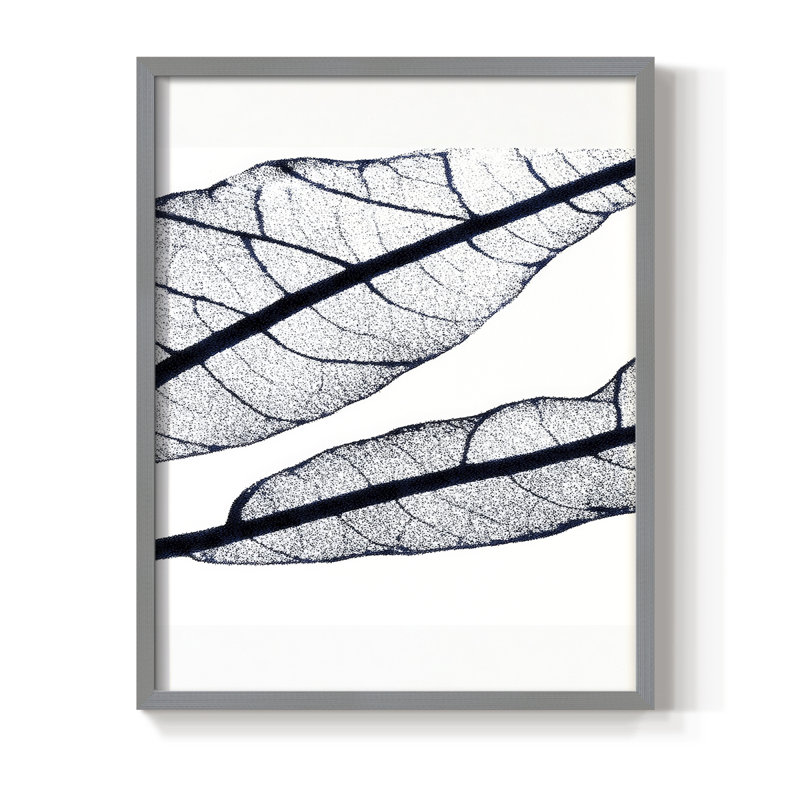 Imprimé floral encadré XXXV - prêt à être accroché , H 14 po x l 11 po, Gris