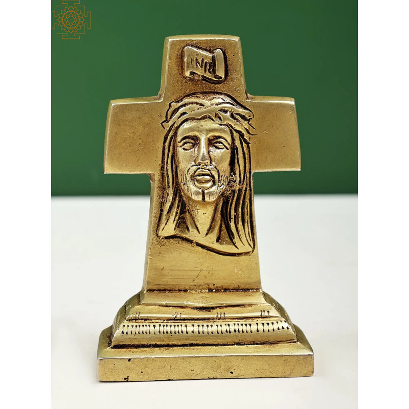 Visage de Jésus-Christ sur la croix