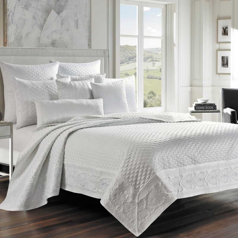 Lyndon Full/Queen Coverlet, White, Full/Queen Quilt